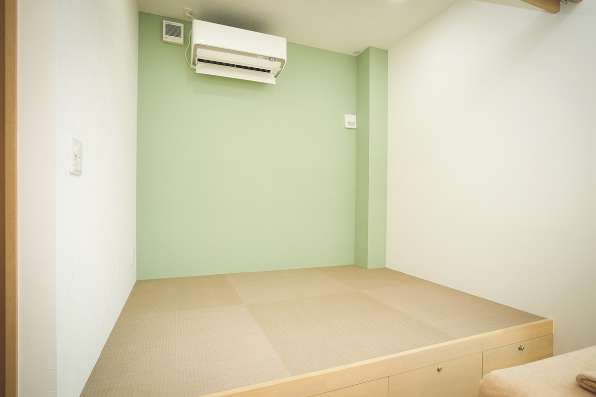 院内ギャラリー　施術室